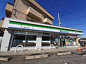 【コンビニエンスストア】ファミリーマート土浦神立駅前店まで400ｍ