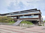 【市役所・区役所】能代市役所本庁舎まで2003ｍ
