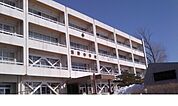 【中学校】飯野中学校まで900ｍ