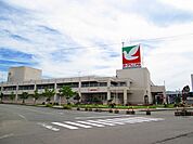 【スーパー】ヨークベニマルまで630ｍ