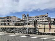 【小学校】米沢市立西部小学校まで980ｍ