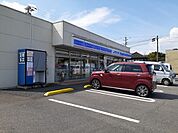 【コンビニエンスストア】ローソン　三重総合高校前店まで1300ｍ
