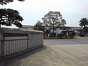 【小学校】宇佐市四日市南小学校まで140ｍ