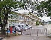 【小学校】本宮市立岩根小学校まで850ｍ