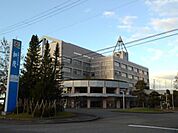 【市役所・区役所】加茂市役所まで1300ｍ
