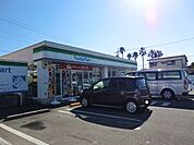 【コンビニエンスストア】ファミリーマート日ノ出町店まで290ｍ