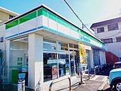 【コンビニエンスストア】ファミリーマート　日乃出町店まで950ｍ