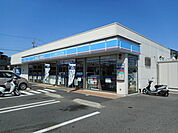【コンビニエンスストア】ローソン 岡崎若松店まで900ｍ