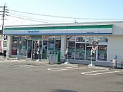 【コンビニエンスストア】ファミリーマート西尾今川町東店まで290ｍ