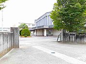 【小学校】稲沢市立　下津小学校まで550ｍ