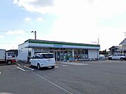 【コンビニエンスストア】ファミリーマート津乃峰店さんまで1000ｍ