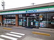 【コンビニエンスストア】ファミリーマート東石井店様まで850ｍ
