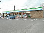 【コンビニエンスストア】ファミリーマート西条古川店様まで500ｍ