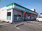 【コンビニエンスストア】ファミリーマート堀江店様まで350ｍ