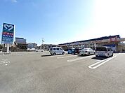 【ドラッグストア】よどやドラッグ 高知福井店まで2400ｍ