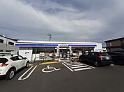 【コンビニエンスストア】ローソン宇野4丁目店まで2100ｍ