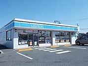 【コンビニエンスストア】ローソン柳津佐波店まで750ｍ