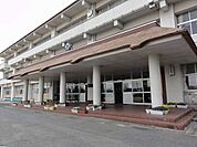 【小学校】鳥取市立宮ノ下小学校まで400ｍ