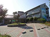 【小学校】倉吉市立上北条小学校まで140ｍ