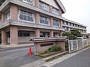 【小学校】湖山西小学校まで550ｍ