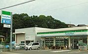 【コンビニエンスストア】ファミリーマート児島田の口店まで220ｍ
