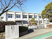 【小学校】江南市立　門弟山小学校まで600ｍ