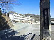 【中学校】足利市立毛野中学校まで700ｍ