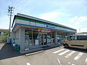 【コンビニエンスストア】ファミリーマート西春日店様まで350ｍ