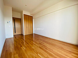 グランドツイン黒崎 1312 13階1Kのリビング/ダイニング