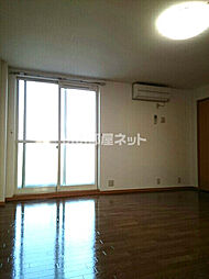 マダムハウス 203 2階1Kのリビング/ダイニング