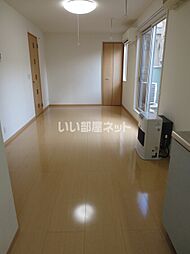 リ・ヴィラージュ 102 1階1LDKのリビング/ダイニング