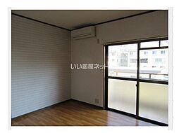 ファミール翔 302 3階1DKのリビング/ダイニング