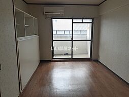 アベニュー黒崎 202 2階1Kのリビング/ダイニング