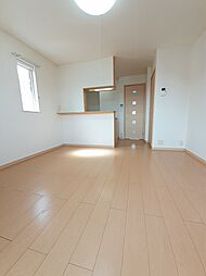 ロイヤルパーク　Ａ 203 2階1LDKのリビング/ダイニング