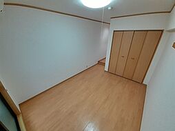 レールビューパレス 302 3階ワンルームのリビング/ダイニング