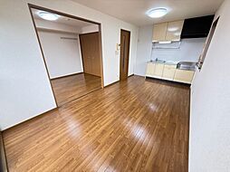 グリシーヌ 201 2階2DKのリビング/ダイニング