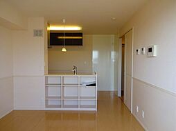 スカイフォレスト 302 3階1LDKのリビング/ダイニング