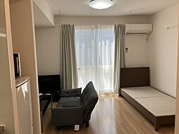 カエツリアルフィールドＤーｒｏｏｍ　Ａ 101 1階ワンルームのリビング/ダイニング