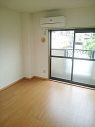 ネオ・シャトー 201 2階3DKのリビング/ダイニング