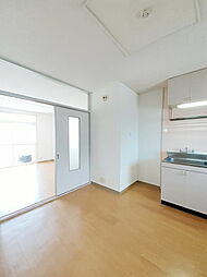 ニューシティ青山Ａ 203 2階2DKのリビング/ダイニング