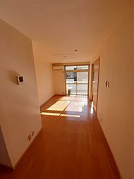 前田ハイツIII 206 2階1LDKのリビング/ダイニング