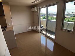 ルミエール長嶺 301 3階1LDKのリビング/ダイニング