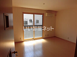 ウィルモア城山 103 1階1LDKのリビング/ダイニング