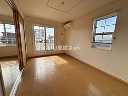 ルナハイツ霧島 202 2階2LDKのリビング/ダイニング