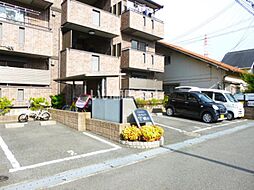 5 / 11