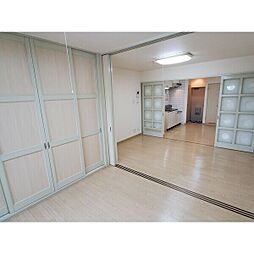 シャングリラ高松 415 4階2DKのリビング/ダイニング