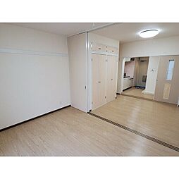 イーグルハイツ高松 I-106 1階2Kのリビング/ダイニング