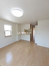 ラ・フォンテ　Ｂ 106 1階ワンルームのリビング/ダイニング