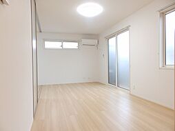 アコルトD 105 1階1LDKのリビング/ダイニング