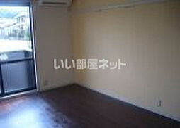 コンフォートＩ 102 1階3DKのリビング/ダイニング